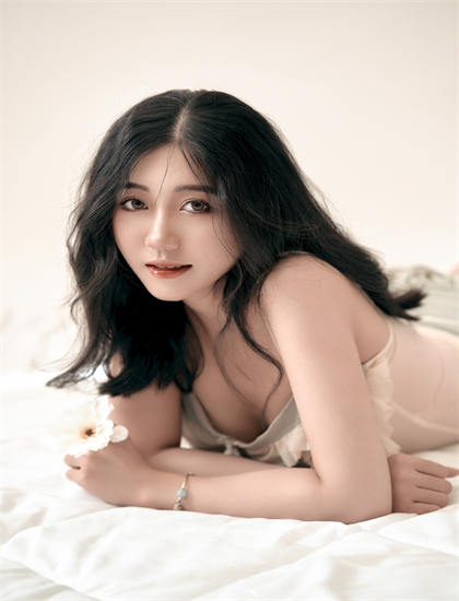 详细的《台湾曼波浪子回头》同类型作品对比典范式的：风格差异与特色比较，经典重现